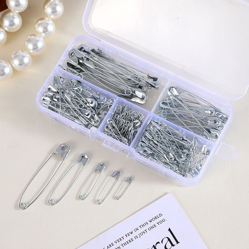 Silver Safety Pins Kit With St - مراجعة Craft Embellishment Storage وسعره