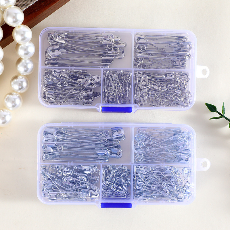 Silver Safety Pins Kit With St - مراجعة Craft Embellishment Storage وسعره