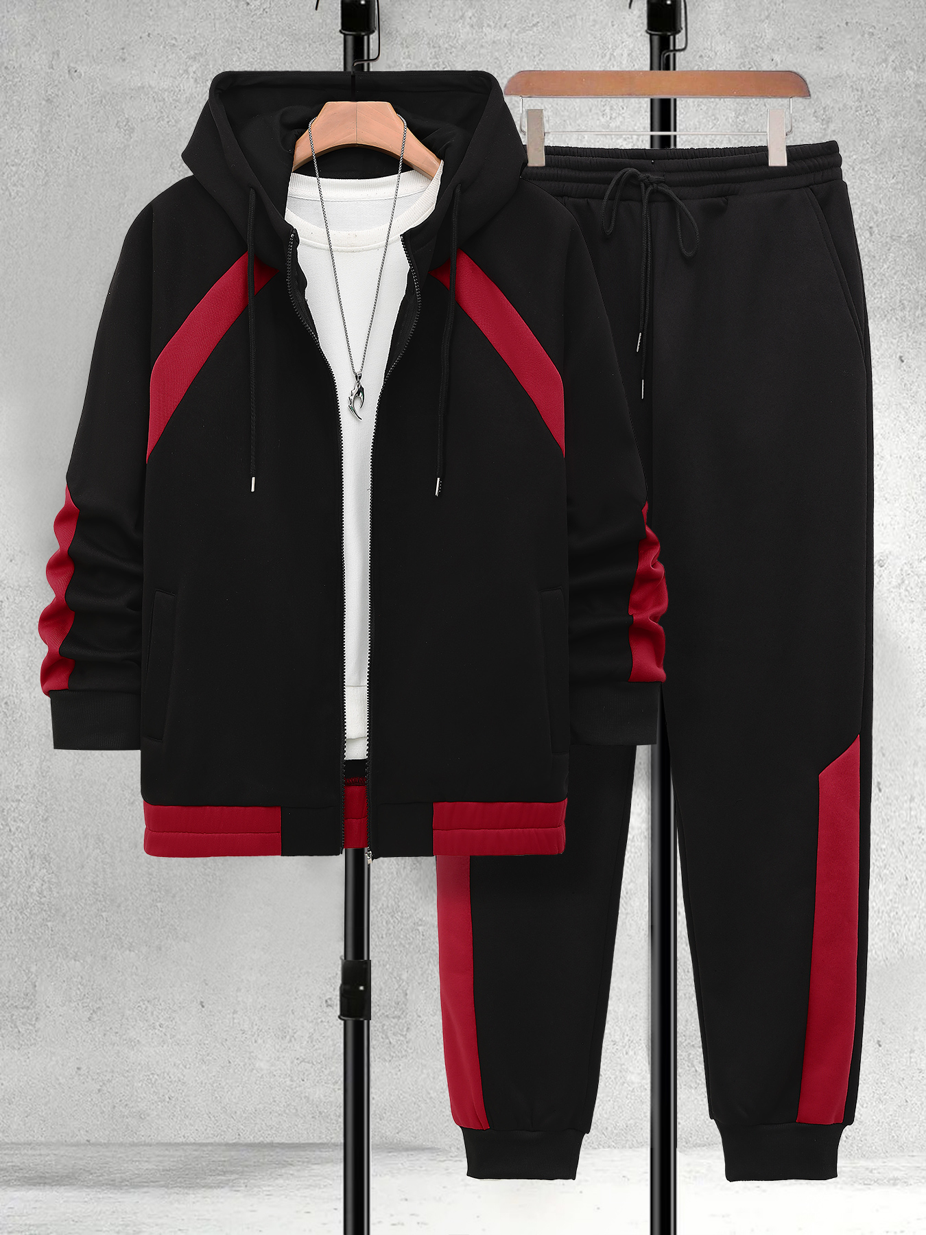 Men's Plus Size Black & Red Co - مراجعة Embellish Knit وسعره