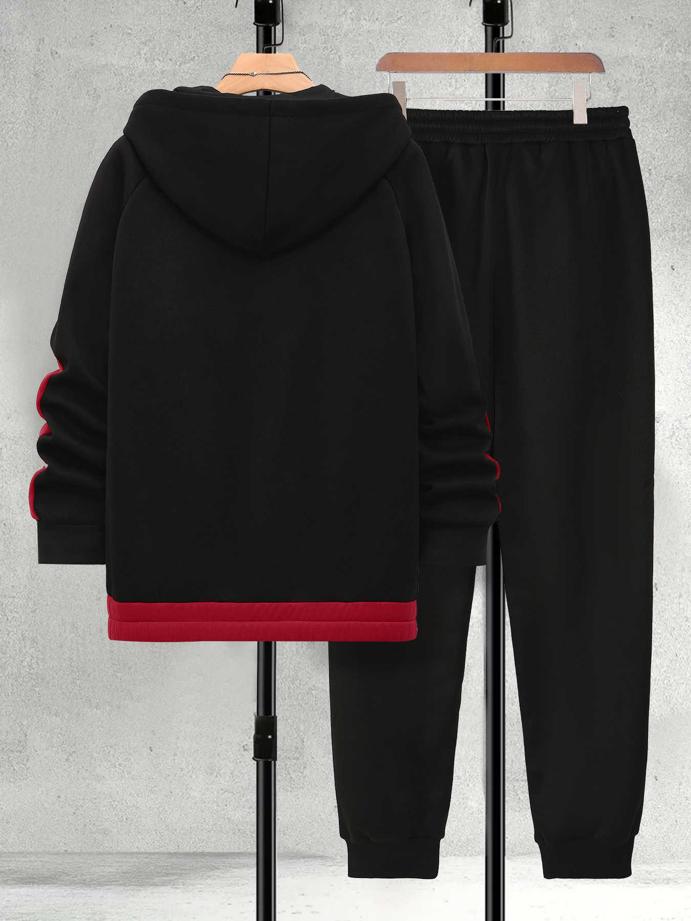 Men's Plus Size Black & Red Co - مراجعة Embellish Knit وسعره