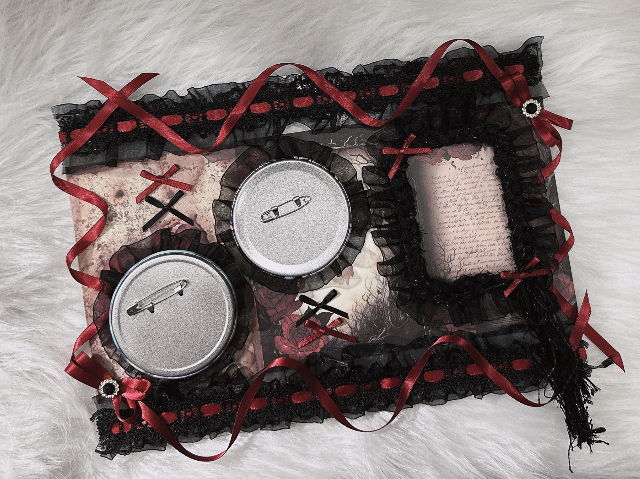 Gothic black red Card Holder I - مراجعة Organza Ribbon Spool وسعره