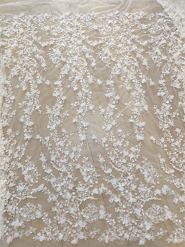 Ivory 3D Floral Hand Beaded La - مراجعة Craft Embellishment وسعره