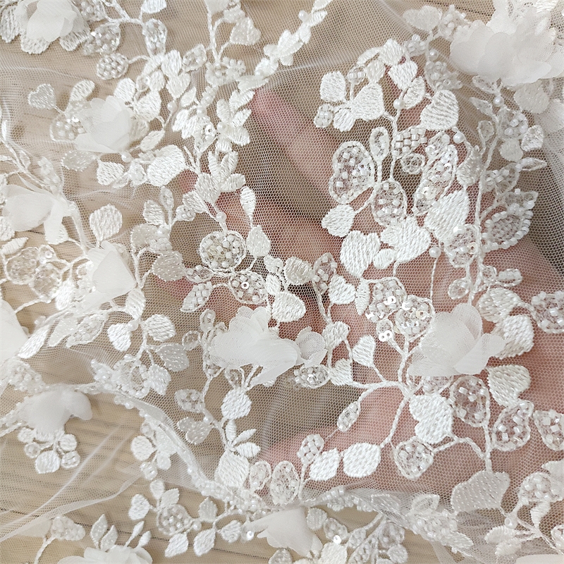 Ivory 3D Floral Hand Beaded La - مراجعة Craft Embellishment وسعره