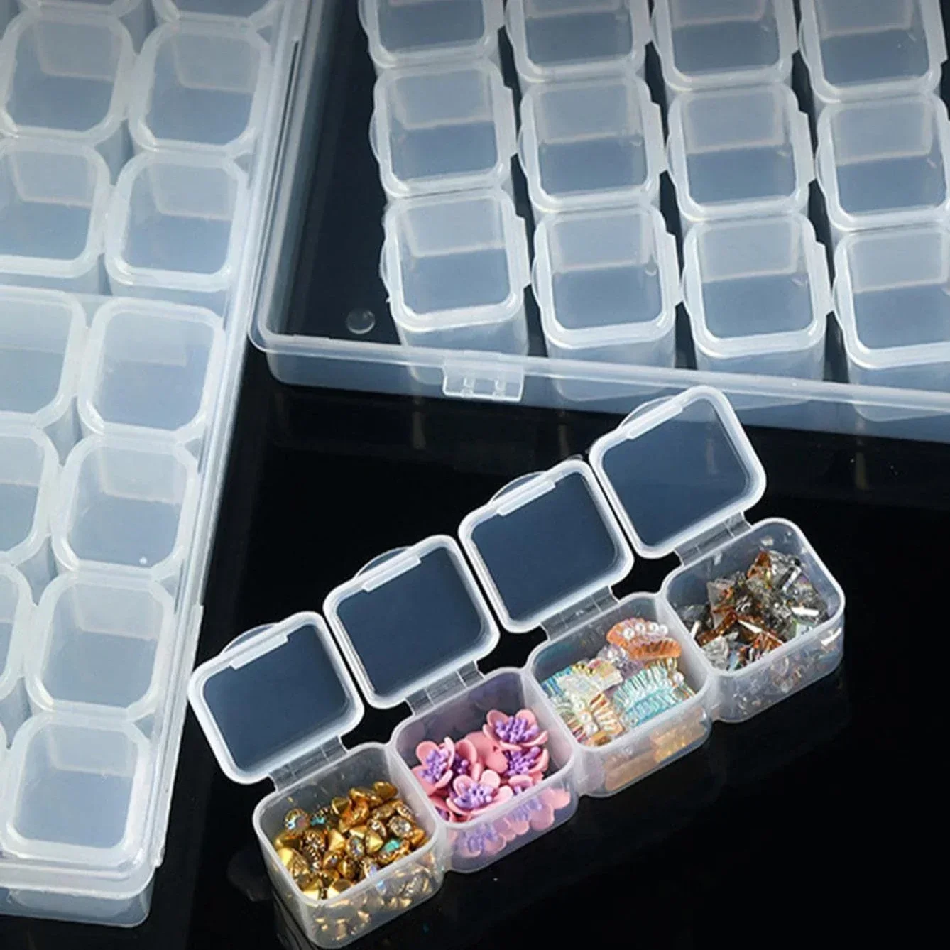 28 grid diamond painting tool  - مراجعة Craft Embellishment Storage وسعره